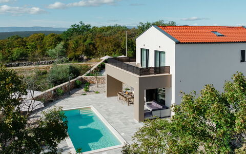 Delight: Zone Résidentielle, Appartement, Biens, Recours, Manoir, Balcon, Villa, Piscine