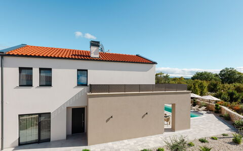 Delight: Zone Résidentielle, Appartement, Biens, Recours, Manoir, Balcon, Villa, Piscine