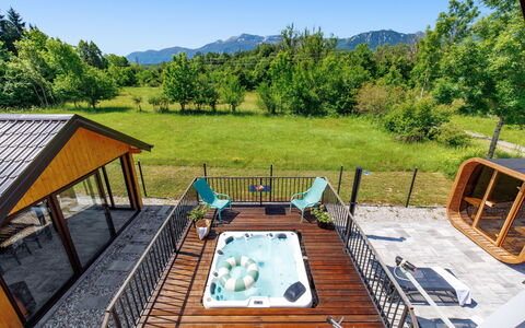 Ivica: Zone Résidentielle, Appartement, Biens, Recours, Manoir, Balcon, Villa, Piscine