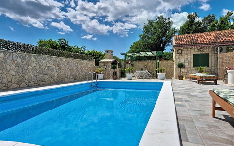Denis: Zone Résidentielle, Appartement, Biens, Recours, Manoir, Balcon, Villa, Piscine