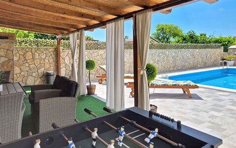 Denis: Zone Résidentielle, Appartement, Biens, Recours, Manoir, Balcon, Villa, Piscine