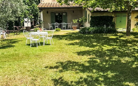 Cairaossa Tuscan Retrait: Meubles, Design Intérieur, Sol, Sol, Parquet, Bois, Chaise, Plafond, Table Cuisine Et Salle A Manger, Table
