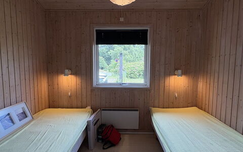 Eerika - 1Km from the Sea: Bois, Sol, Sol, Design Intérieur, Plafond, Pièce, Chambre, Lit, Tache De Bois, Dur