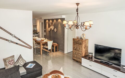 Chesa Enania: Appartement, Architecture, Zone Résidentielle, Condominium, Composite, Design Urbain, Balcon, Usage Mixte, Ombre