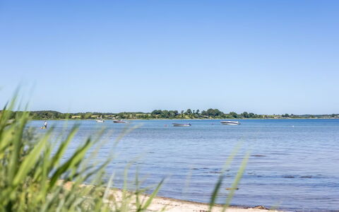 Amma - 15M from the Sea: Appartement, Architecture, Zone Résidentielle, Condominium, Composite, Design Urbain, Balcon, Usage Mixte, Ombre