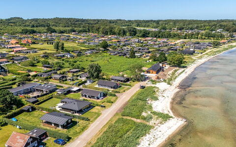 Amma - 15M from the Sea: Appartement, Architecture, Zone Résidentielle, Condominium, Composite, Design Urbain, Balcon, Usage Mixte, Ombre
