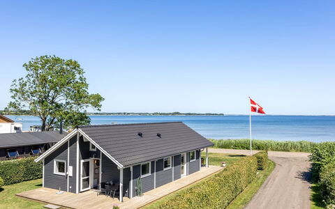 Amma - 15M from the Sea: Appartement, Architecture, Zone Résidentielle, Condominium, Composite, Design Urbain, Balcon, Usage Mixte, Ombre