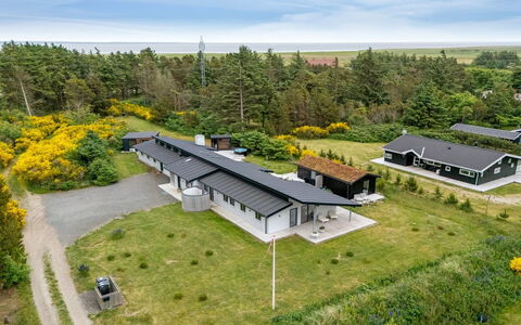 Nitis - 300M to the Fjord: Appartement, Architecture, Zone Résidentielle, Condominium, Composite, Design Urbain, Balcon, Usage Mixte, Ombre