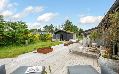 Nitis - 300M to the Fjord: Appartement, Architecture, Zone Résidentielle, Condominium, Composite, Design Urbain, Balcon, Usage Mixte, Ombre