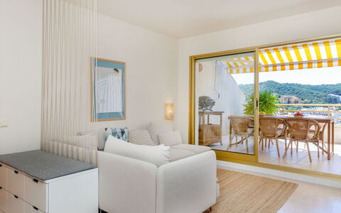 Claudi: Appartement, Architecture, Zone Résidentielle, Condominium, Composite, Design Urbain, Balcon, Usage Mixte, Ombre