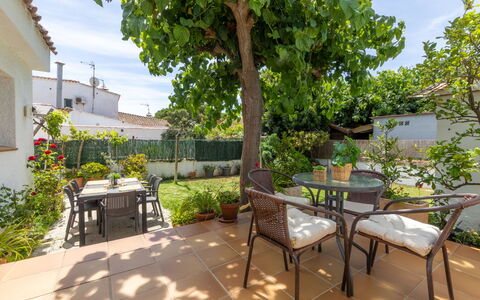 Lluna: Appartement, Architecture, Zone Résidentielle, Condominium, Composite, Design Urbain, Balcon, Usage Mixte, Ombre