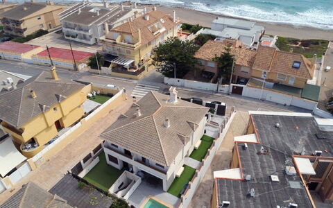 Sweet Home Cabo de Palos: Appartement, Architecture, Zone Résidentielle, Condominium, Composite, Design Urbain, Balcon, Usage Mixte, Ombre