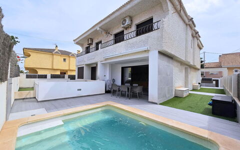 Sweet Home Cabo de Palos: Architecture, Zone Résidentielle, Domicile, Toit, Piscine, Béton, Biens, Balcon, Villa, Conception