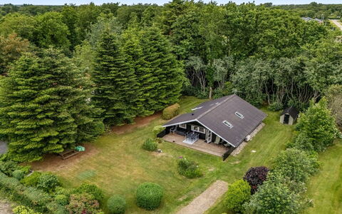 Hege - 1Km to the Fjord: Paysage, Domicile, Toit, Maison, Lot Terre, Zone Rurale, Chalet, Biens, Jardin, Aménagement Paysager