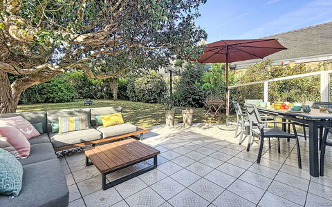 Armorique: Meubles, Mobilier De Jardin, Chaise, Table, Tableau De Plein Air, Jardin, Sol, Table Cuisine Et Salle A Manger, Dalle, Sol