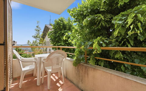 Virginia: Balcon, Ombre, Porche, Tache De Bois, Balustrade