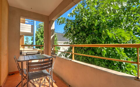 Virginia: Appartement, Balcon, Balustrade, Porche