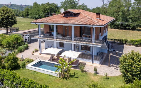 Ca' Del Viaggiatore: Bâtiment, Mur, Fenêtre, Zone Résidentielle, Quartier, Façade, Maison, Ville, Domicile, Balcon