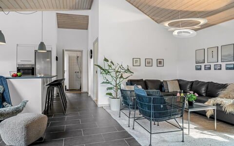 Ozrenka - from the Sea: Design Intérieur, Meubles, Sol, Sol, Plafond, Bois, Luminaire, Canapé, Salon, Éclairage