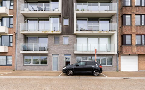 Cosy @ Sea: Appartement, Zone Résidentielle, Quartier, Condominium, Design Urbain, Balcon, Béton, Banlieue, Architecture Brutaliste
