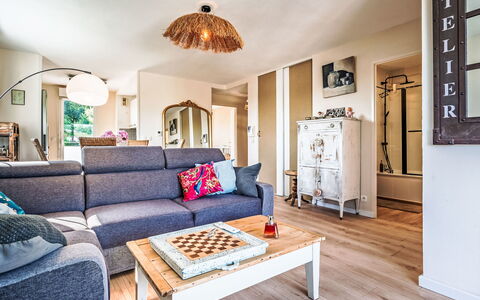 Alturan: Meubles, Table Cuisine Et Salle A Manger, Chaise, Sol, Mer, Balcon, Océan, Recours, Eco Hôtel, Salle À Manger