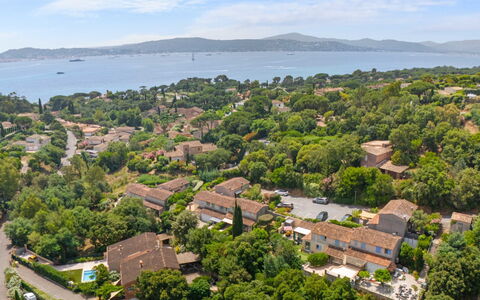 Hameau de Croisette Plage: Meubles, Table Cuisine Et Salle A Manger, Chaise, Sol, Mer, Balcon, Océan, Recours, Eco Hôtel, Salle À Manger