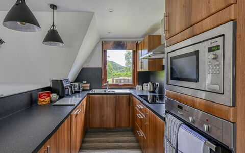 Loch Oich View (Lodge 6): Cuisine, Design Intérieur, Bois, Sol, Meubles, Comptoir, Appareil De Cuisine, Sol, Domicile, Principaux Appliance