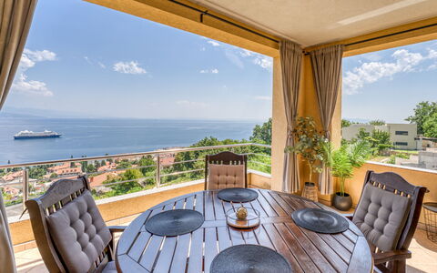 Judy: Meubles, Table Cuisine Et Salle A Manger, Chaise, Sol, Mer, Balcon, Océan, Recours, Eco Hôtel, Salle À Manger