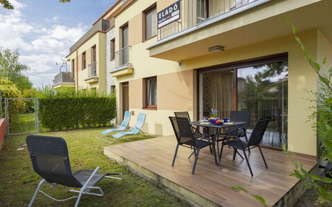 Patti 1: Meubles, Table Cuisine Et Salle A Manger, Chaise, Sol, Mer, Balcon, Océan, Recours, Eco Hôtel, Salle À Manger