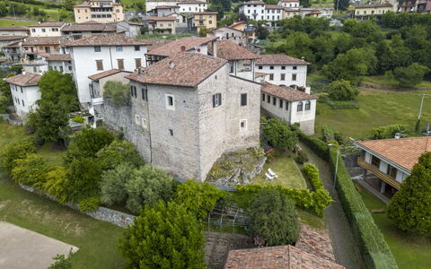 Casa Torre Il Castello: Meubles, Table Cuisine Et Salle A Manger, Chaise, Sol, Mer, Balcon, Océan, Recours, Eco Hôtel, Salle À Manger