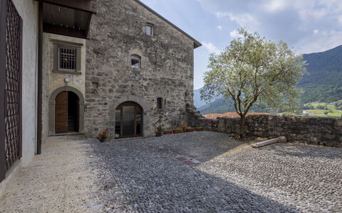 Casa Torre Il Castello: Meubles, Table Cuisine Et Salle A Manger, Chaise, Sol, Mer, Balcon, Océan, Recours, Eco Hôtel, Salle À Manger