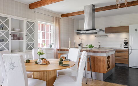 Onsjö: Meubles, Table Cuisine Et Salle A Manger, Chaise, Sol, Mer, Balcon, Océan, Recours, Eco Hôtel, Salle À Manger