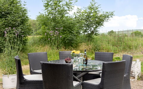 Onsjö: Meubles, Table Cuisine Et Salle A Manger, Chaise, Sol, Mer, Balcon, Océan, Recours, Eco Hôtel, Salle À Manger