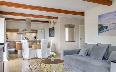 Onsjö: Meubles, Table Cuisine Et Salle A Manger, Chaise, Sol, Mer, Balcon, Océan, Recours, Eco Hôtel, Salle À Manger
