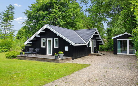 Maini - 30Km from the Sea: Domicile, Maison, Toit, Chalet, Biens, Jardin, Ferme, Aménagement Paysager, Siding, Pelouse