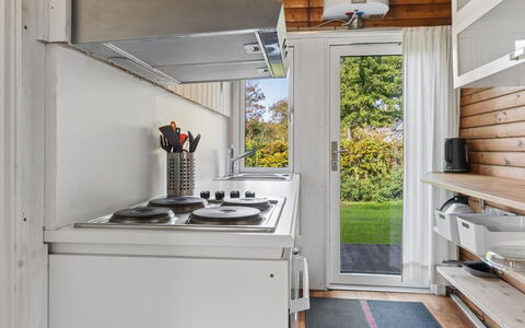 Vilmar - 450M from the Sea: Cuisine, Bois, Appareil De Cuisine, Comptoir, Principaux Appliance, Sol, Design Intérieur, Cuisinière, Sol, Électroménager