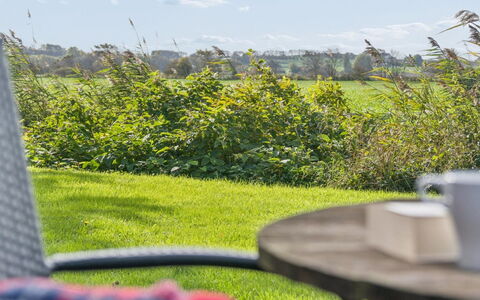 Vilmar - 450M from the Sea: Vert, Herbe, Meubles, Mobilier De Jardin, Arbuste, Prairie, Lot Terre, Jardin, Couverture De Sol