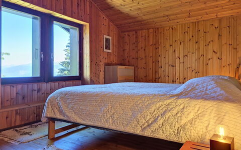 Le Mayen D'Ovronnaz: Bois, Chambre, Design Intérieur, Sol, Sol, Plafond, Lit, Pièce, Dur, Domicile