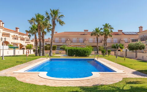 Cristina: Appartement, Condominium, Usage Mixte, Hôtel, Balcon