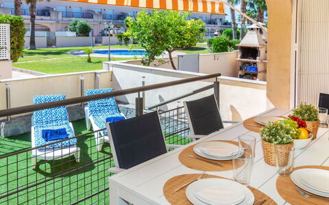 Cristina: Appartement, Condominium, Usage Mixte, Hôtel, Balcon
