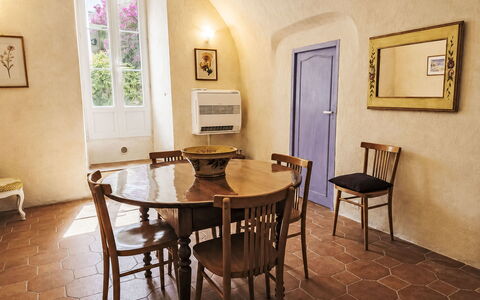 Casa Memmi Mouriès: Appartement, Condominium, Usage Mixte, Hôtel, Balcon