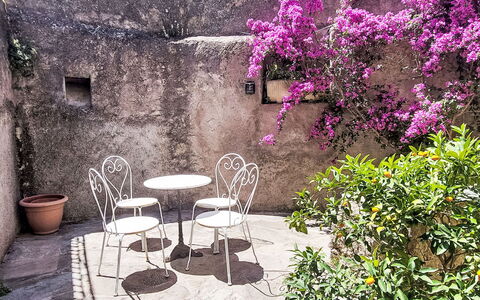 Casa Memmi Mouriès: Appartement, Condominium, Usage Mixte, Hôtel, Balcon