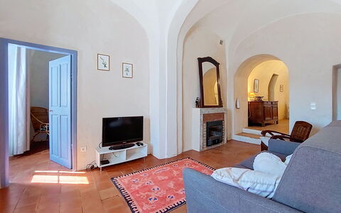 Casa Memmi Mouriès: Meubles, Design Intérieur, Sol, Sol, Plafond, Pièce, Éclairage, Chaise, Salon, Canapé