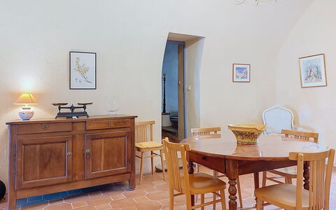 Casa Memmi Mouriès: Meubles, Sol, Design Intérieur, Bois, Table, Sol, Chaise, Pièce, Éclairage, Salle À Manger