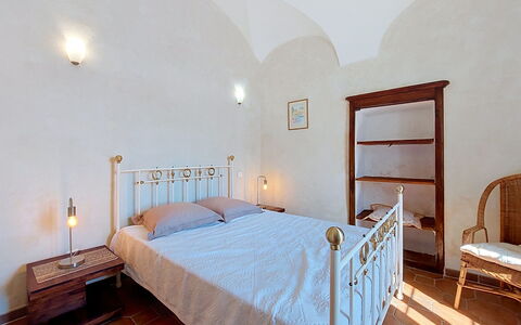 Casa Memmi Mouriès: Design Intérieur, Mur, Sol, Sol, Plafond, Meubles, Pièce, Chambre, Lit, Éclairage