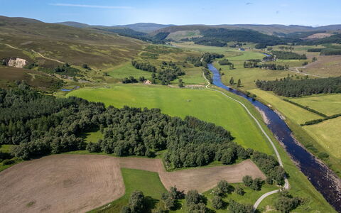 Strathnoon: Environnement Naturel, Paysage Naturel, Montagnes, Paysage, Colline, Prairie, Écorégion, Plaine, Lot Terre, Zone Rurale