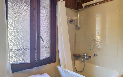 Casa Gloria: Appartement, Condominium, Usage Mixte, Hôtel, Balcon