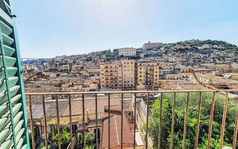 Tra Cielo e Pietra: Appartement, Condominium, Usage Mixte, Hôtel, Balcon