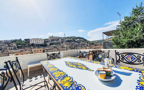 Tra Cielo e Pietra: Appartement, Condominium, Usage Mixte, Hôtel, Balcon
