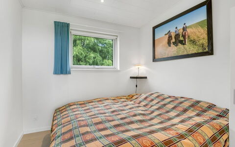 Apsolon - 100M from the Sea: Bois, Design Intérieur, Domicile, Chambre, Plafond, Appartement, Lit, Dur, Cadre De Lit, Drap De Lit
